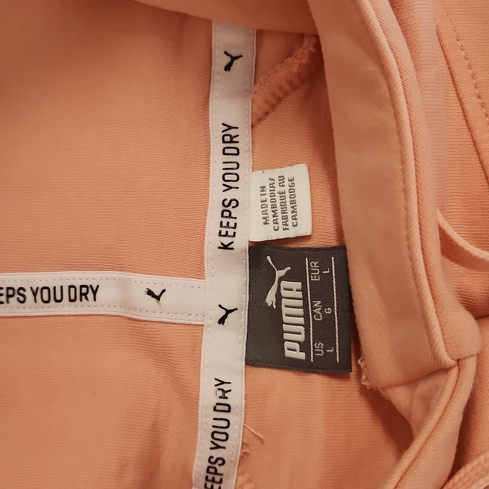 Puma pull over - Picture 3 of 6